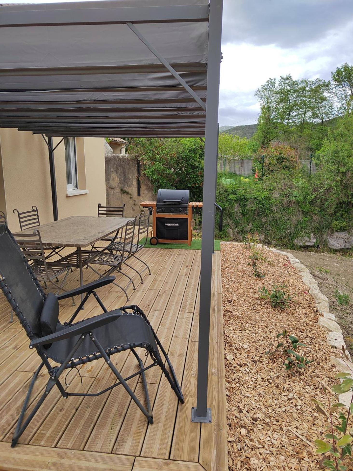 Vila Gite Le Chaudron 1 A 7Pers Avec Piscine Montclar-sur-Gervanne Exteriér fotografie