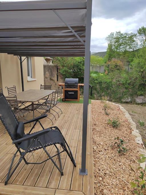 Vila Gite Le Chaudron 1 A 7Pers Avec Piscine Montclar-sur-Gervanne Exteriér fotografie